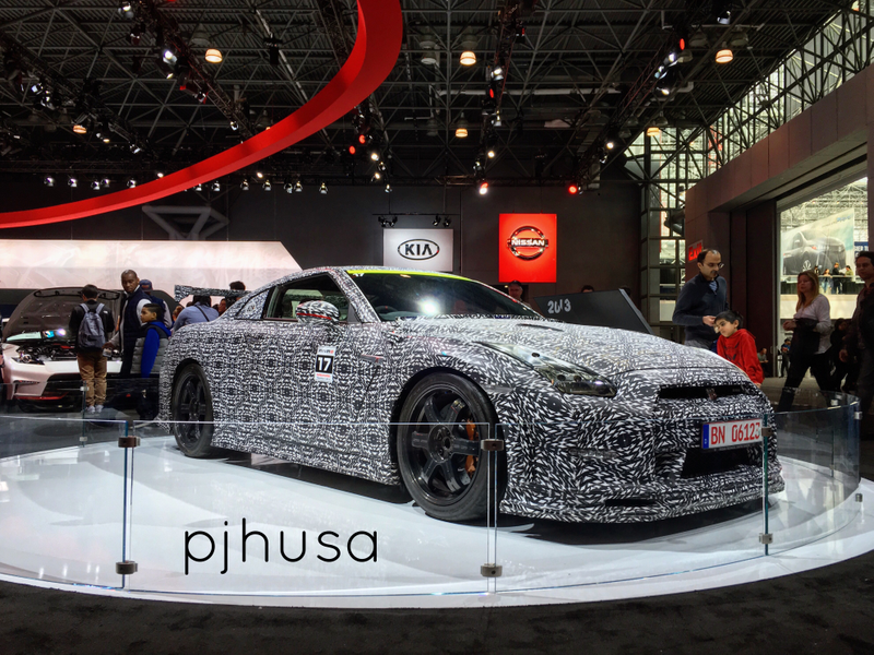 Illustration for article titled New York Auto Show Photodump